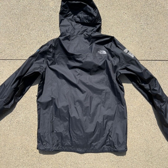 NWT Men's North Face Venture Jacket Black M * Bruno Mars Moonshine Jungle Tour * - Picture 6 of 11